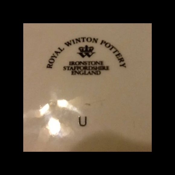 A vintage Royal Winton triple spoon rest , made in England- collectible- used - Picture 5 of 6